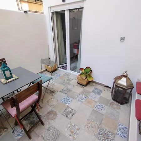 منزل للإقامة Boho Chic Modern 2bed, 2bath, 5 Mins Calle Loreto *