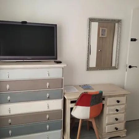 منزل للإقامة Boho Chic Modern 2bed, 2bath, 5 Mins Calle Loreto *